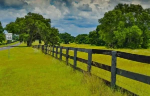 Interlachen Florida rural North Florida town, extreme affordability and lakes region