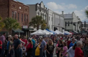 Downtown Live Oak Florida, Suwannee County seat and North Florida character