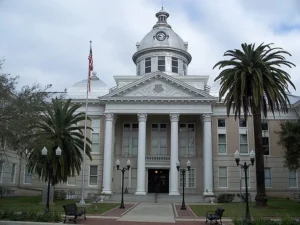Historic Polk County courthouse square Bartow Florida county seat traditional working-class retirement 3,200 seniors