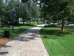 Lake Maitland Florida beautiful lakefront affluent suburban Maitland retirement 3,400 seniors