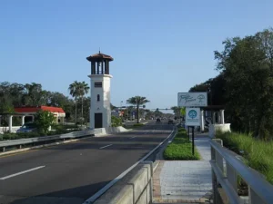 Temple Terrace Florida incorporated independent city municipal government small-city character upper-middle-class retirement